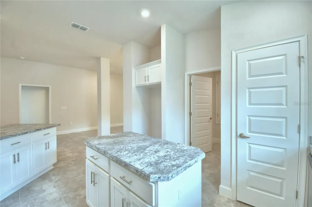3644 LINDBERGH STREET Lakeland, FL 33810