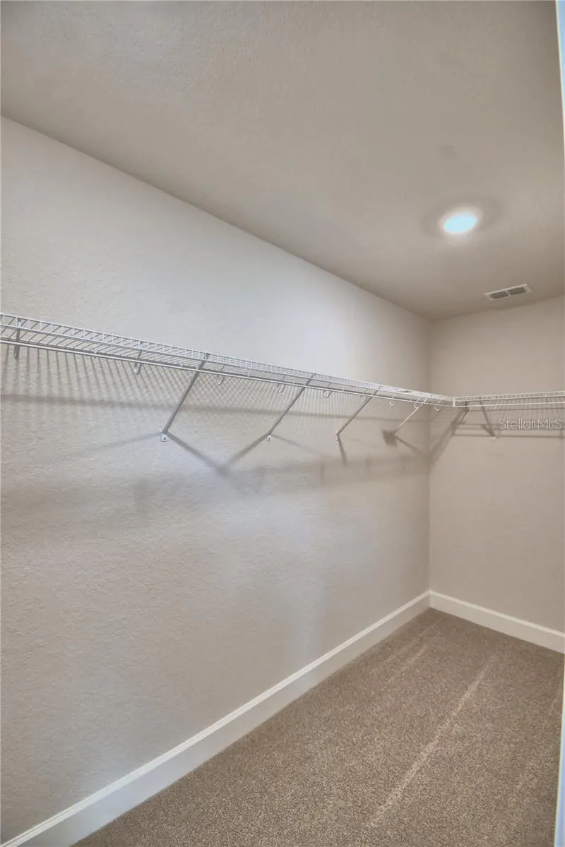3644 LINDBERGH STREET Lakeland, FL 33810