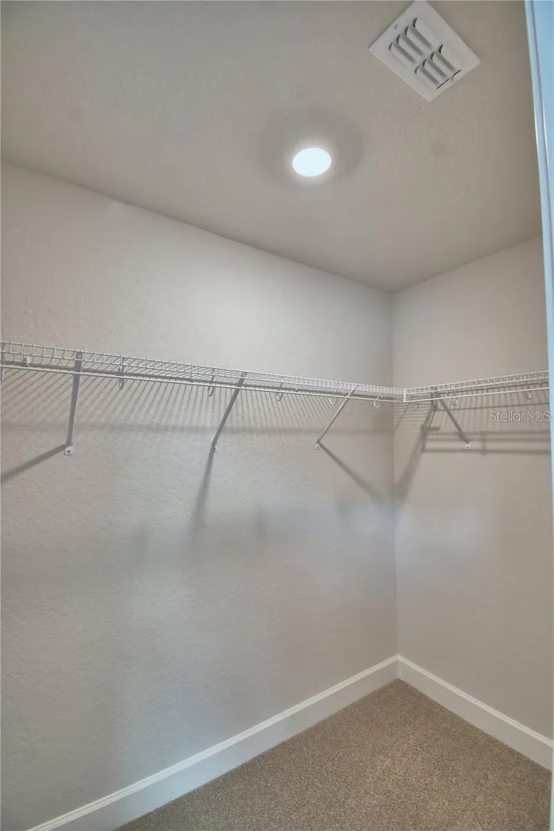 3644 LINDBERGH STREET Lakeland, FL 33810