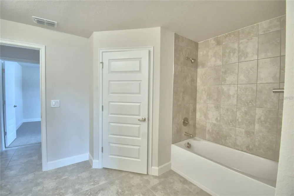3644 LINDBERGH STREET Lakeland, FL 33810