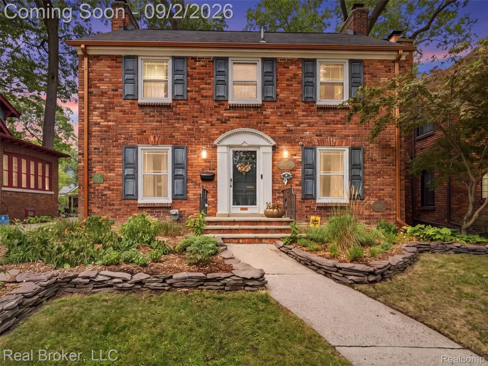 446 W Drayton Street Ferndale City, MI 48220