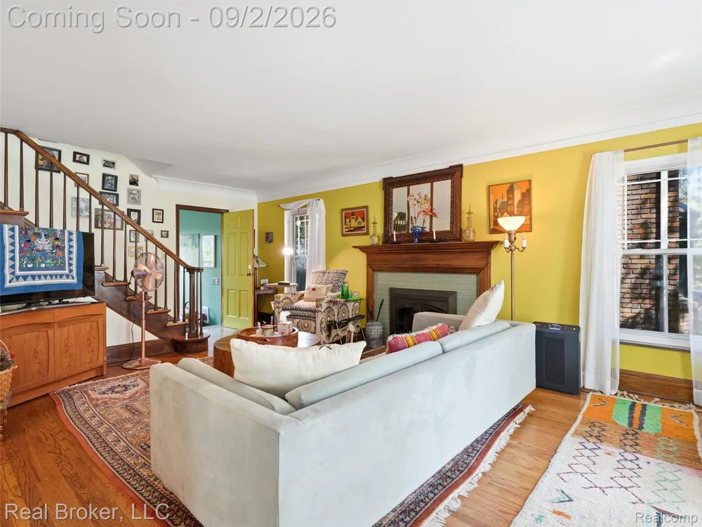 446 W Drayton Street Ferndale City, MI 48220