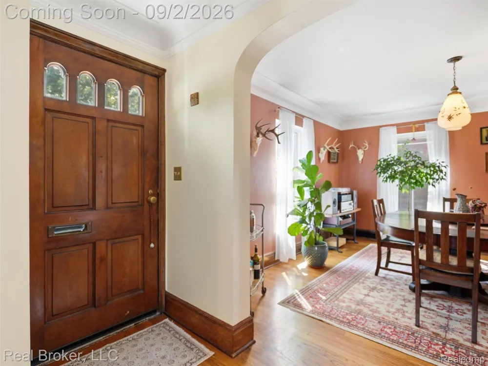 446 W Drayton Street Ferndale City, MI 48220
