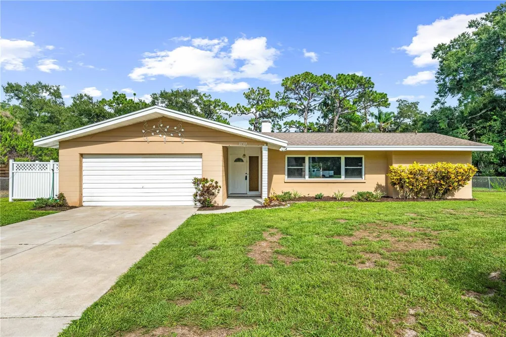 3733 MALEC CIRCLE Sarasota, FL 34233