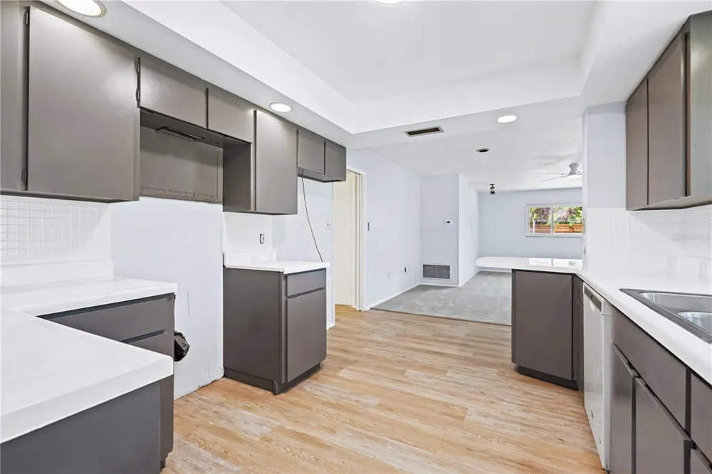 3733 MALEC CIRCLE Sarasota, FL 34233