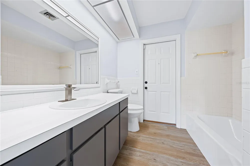 3733 MALEC CIRCLE Sarasota, FL 34233