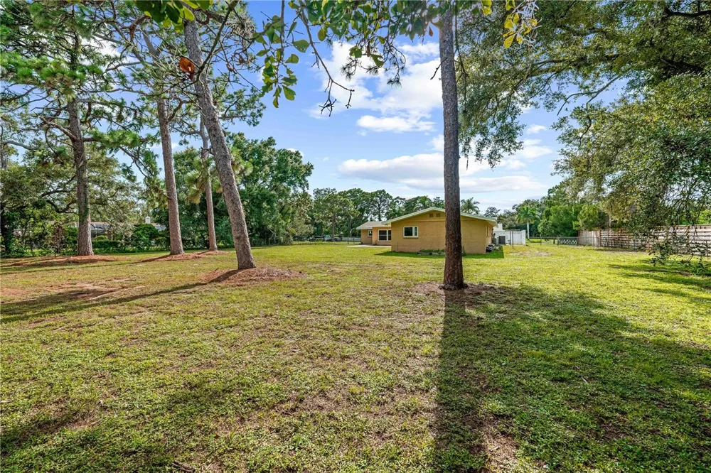 3733 MALEC CIRCLE Sarasota, FL 34233