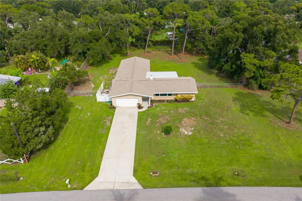 3733 MALEC CIRCLE Sarasota, FL 34233
