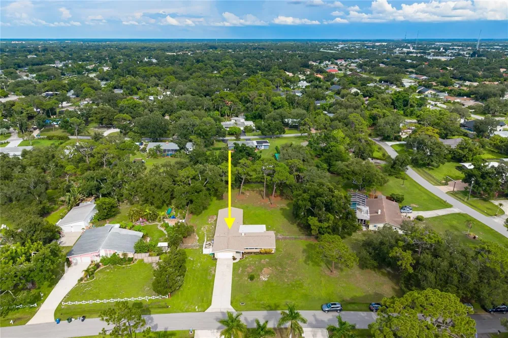 3733 MALEC CIRCLE Sarasota, FL 34233