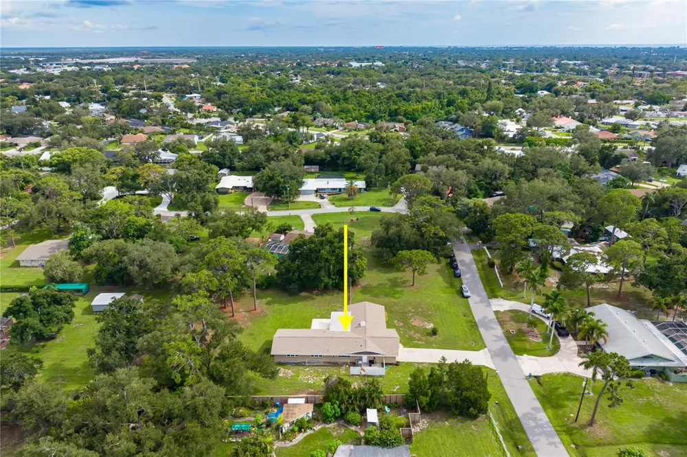 3733 MALEC CIRCLE Sarasota, FL 34233