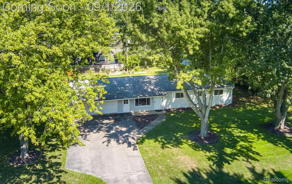 4600 Independence Drive Independence Charter Township, MI 48346