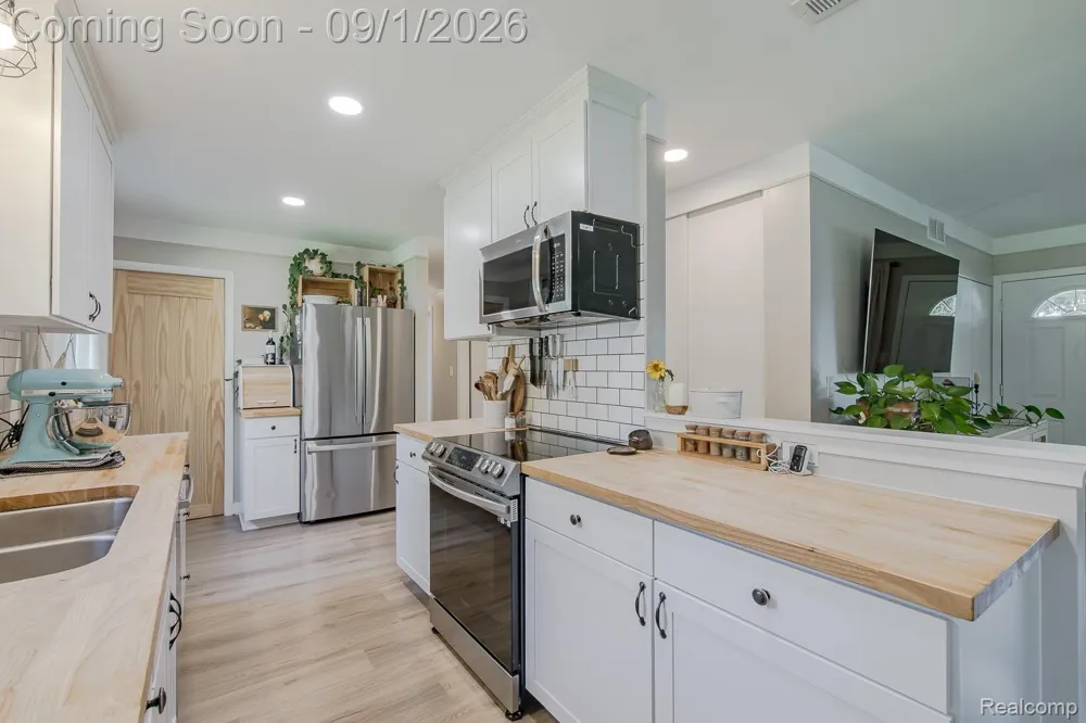 4600 Independence Drive Independence Charter Township, MI 48346