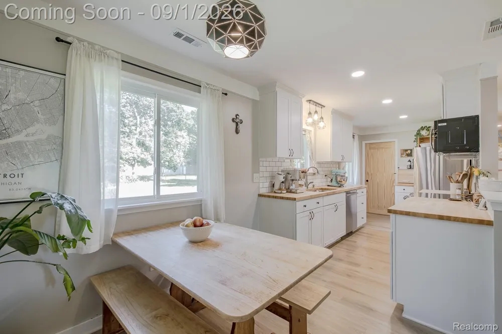 4600 Independence Drive Independence Charter Township, MI 48346