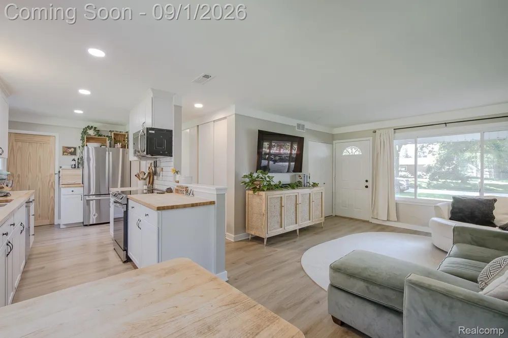 4600 Independence Drive Independence Charter Township, MI 48346