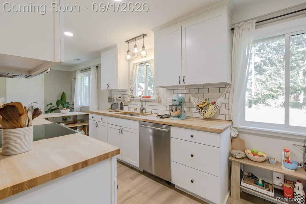 4600 Independence Drive Independence Charter Township, MI 48346