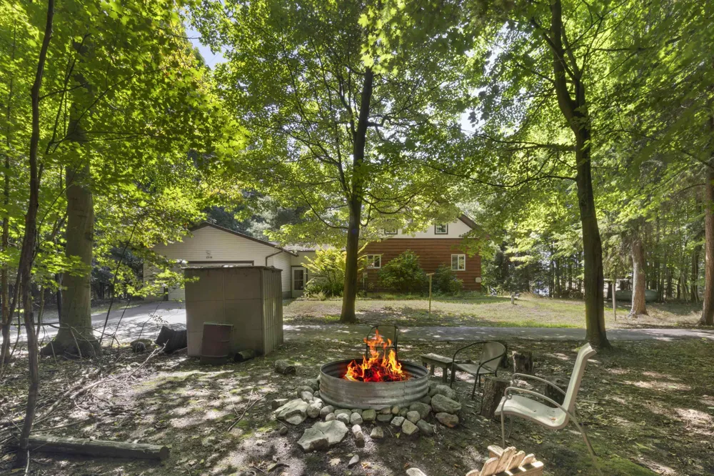 1518 Birch Blaine Township, MI 49635
