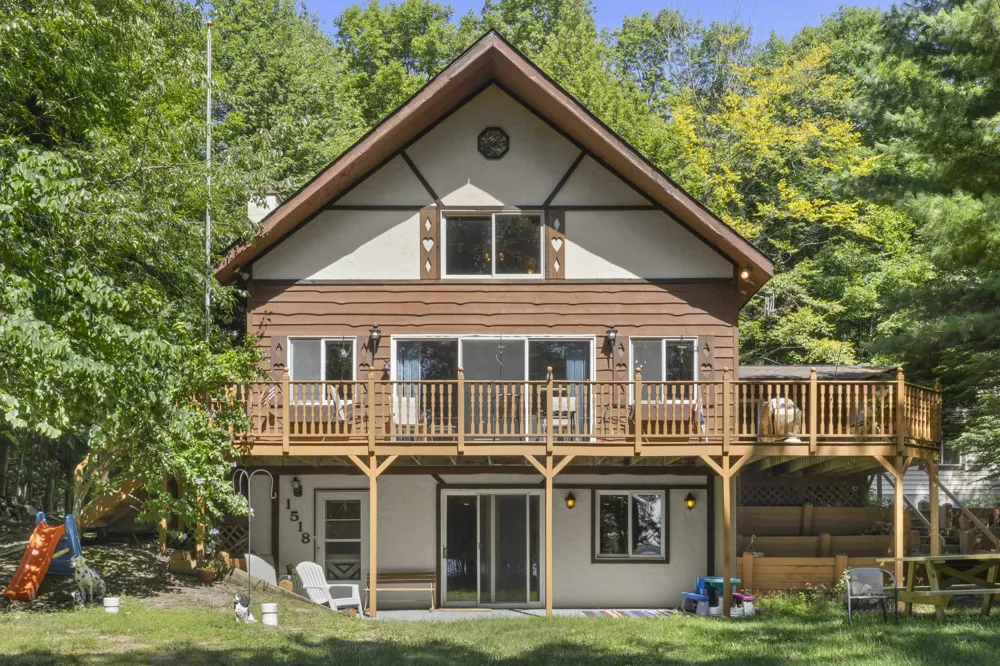 1518 Birch Blaine Township, MI 49635