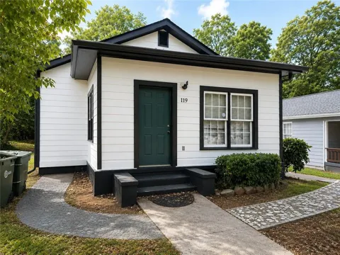119 Ozone Street SW
