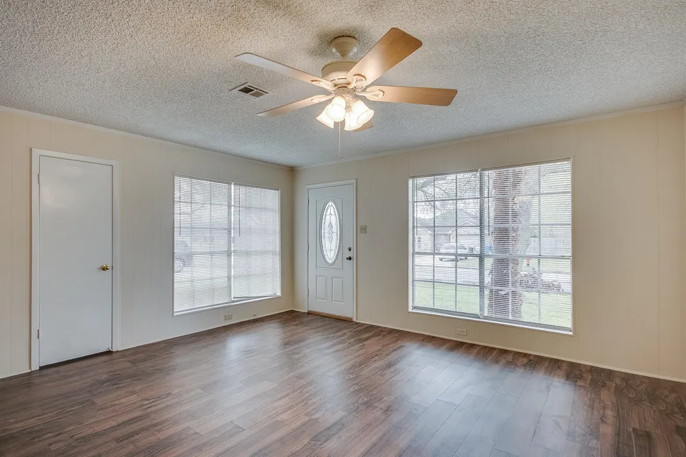 3809 Wood Sorrel Drive Dickinson, TX 77539