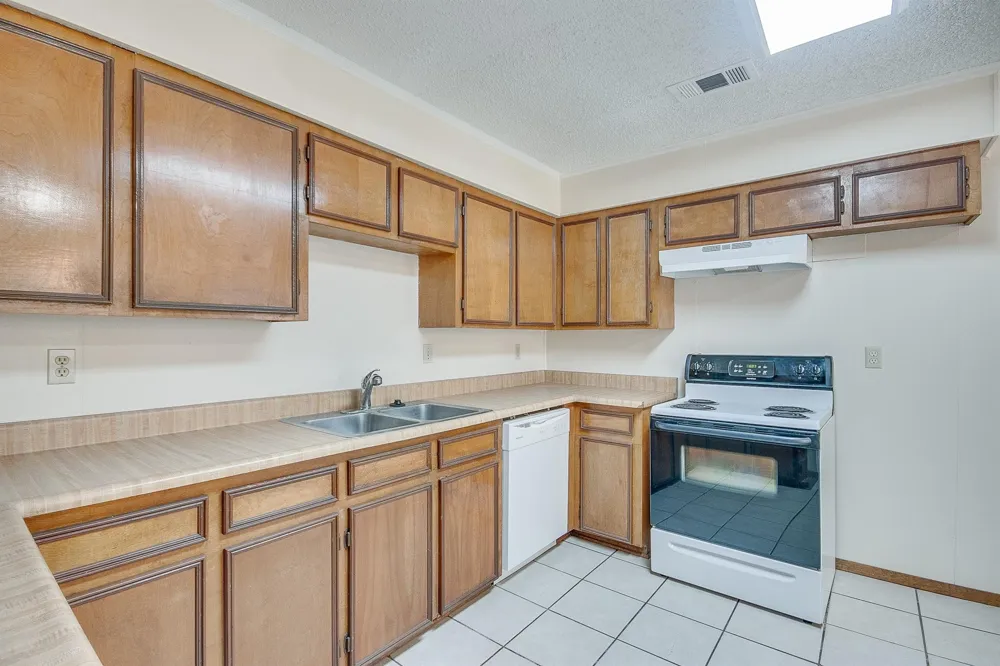 3809 Wood Sorrel Drive Dickinson, TX 77539