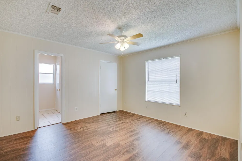 3809 Wood Sorrel Drive Dickinson, TX 77539