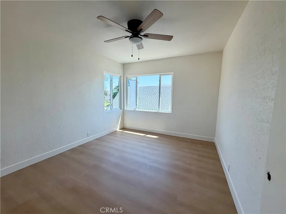 1426 W 83rd Los Angeles, CA 90047