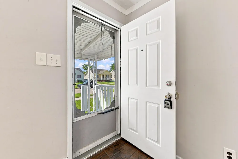1666 Liberty Avenue Lincoln Park, MI 48146