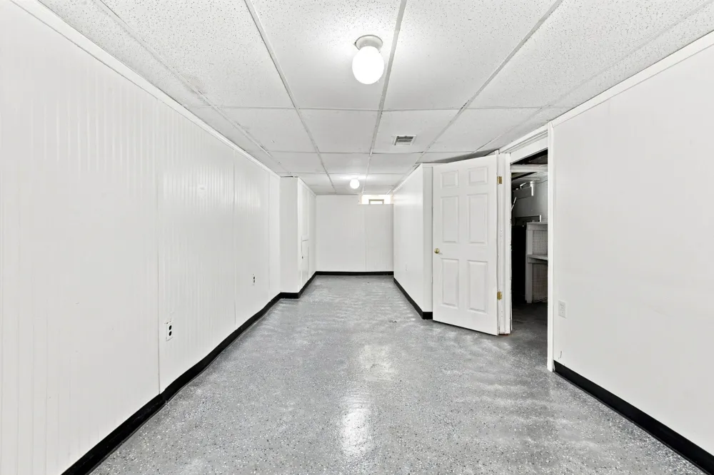 1666 Liberty Avenue Lincoln Park, MI 48146