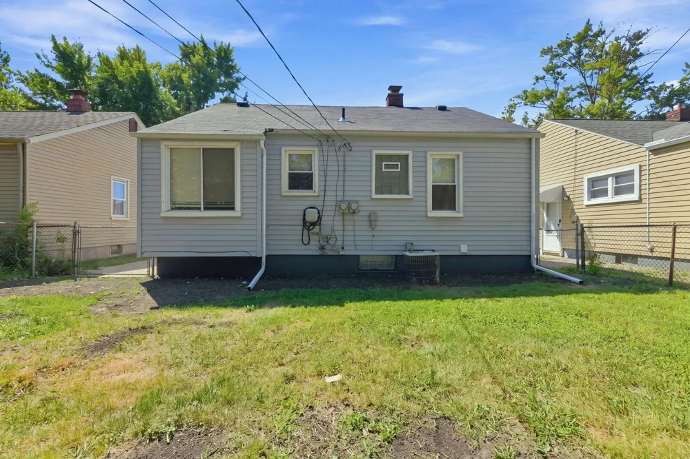 1666 Liberty Avenue Lincoln Park, MI 48146