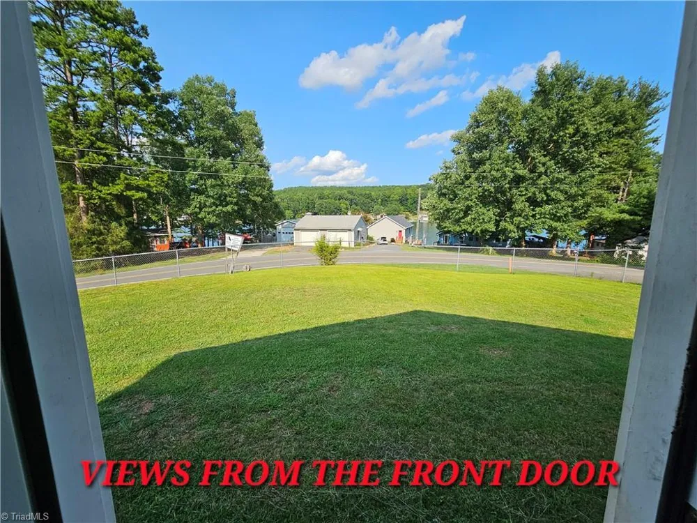 225 8th Avenue New London, NC 28127