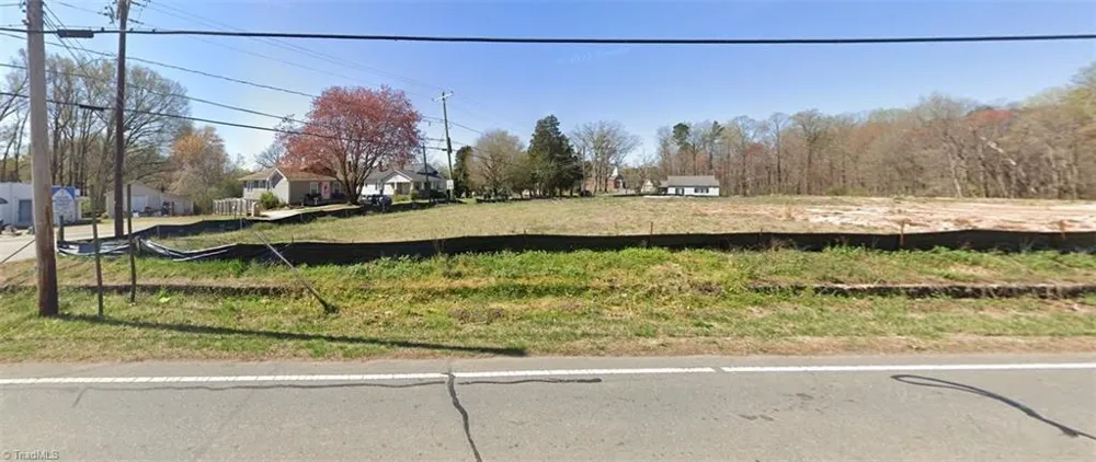 905 Oak Summit Road Winston-Salem, NC 27105