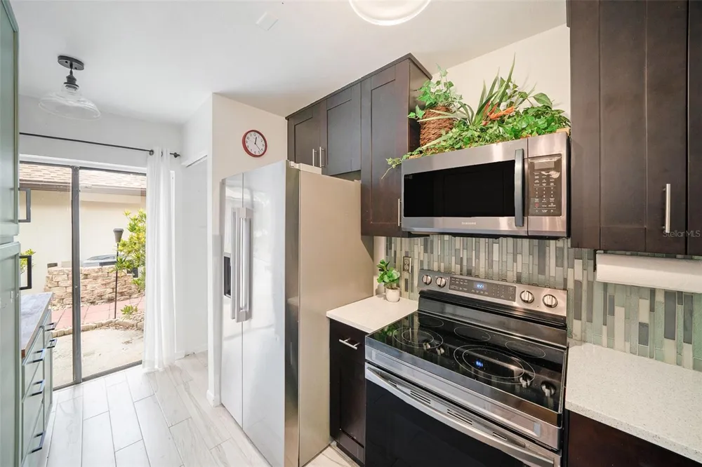 1923 BAYSHORE COURT Safety Harbor, FL 34695
