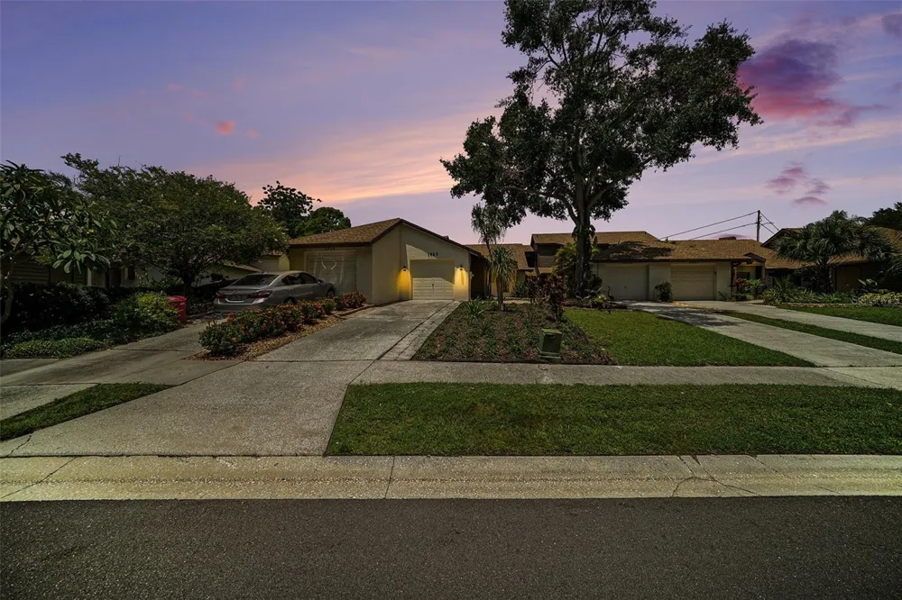1923 BAYSHORE COURT Safety Harbor, FL 34695