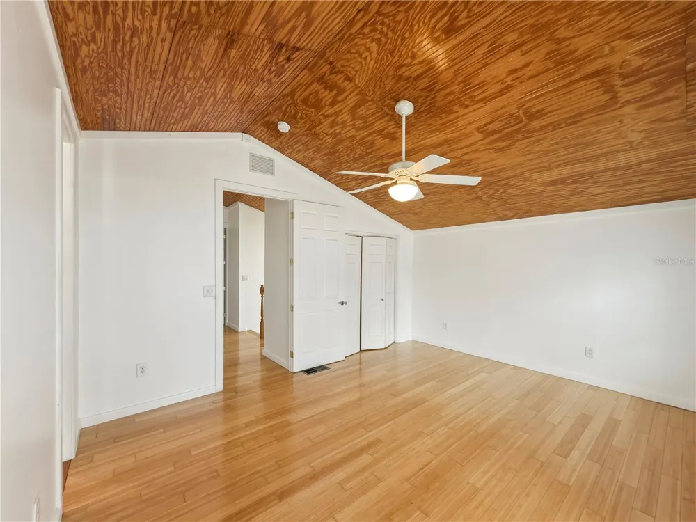 211 E 131ST AVENUE Tampa, FL 33612