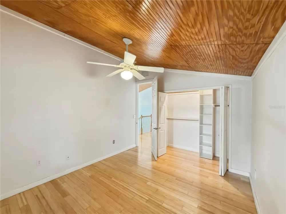 211 E 131ST AVENUE Tampa, FL 33612