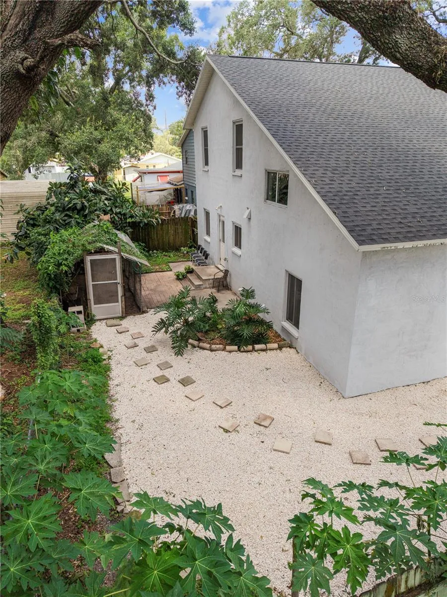 211 E 131ST AVENUE Tampa, FL 33612