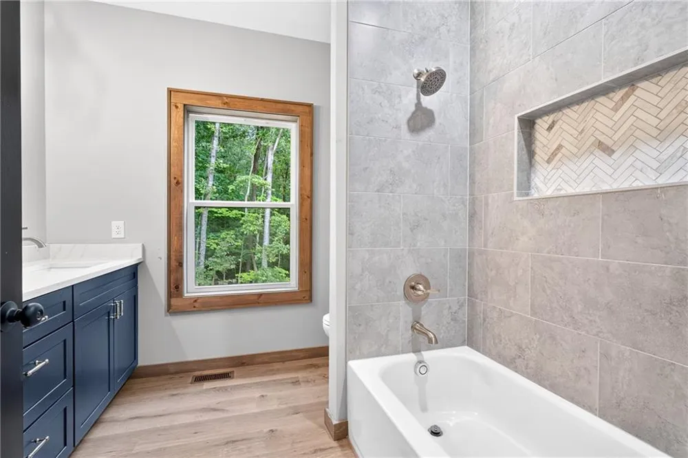1030 Old Flat Branch Rd Ellijay, GA 30540