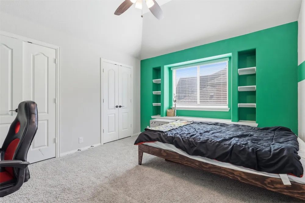 1112 Bear Oak Drive Burleson, TX 76028