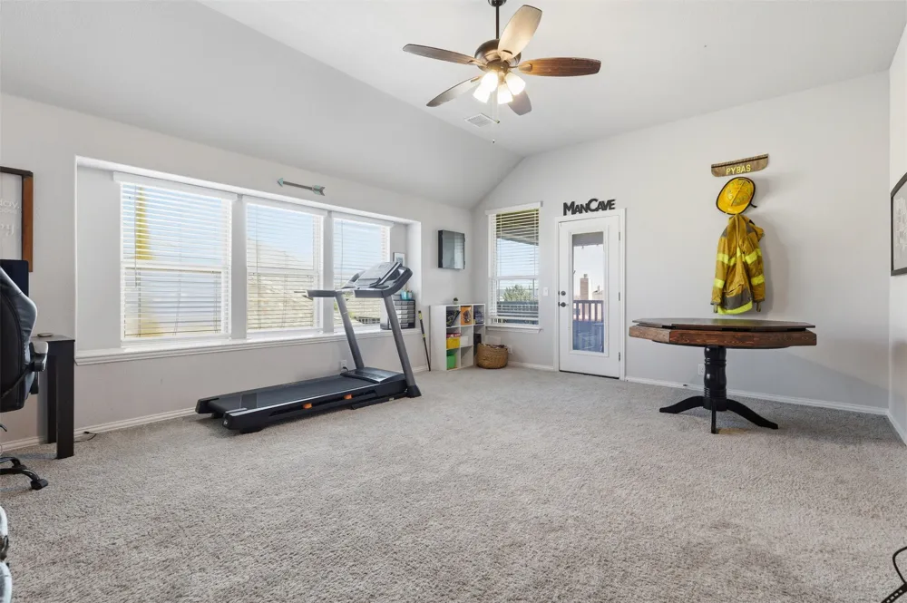 1112 Bear Oak Drive Burleson, TX 76028