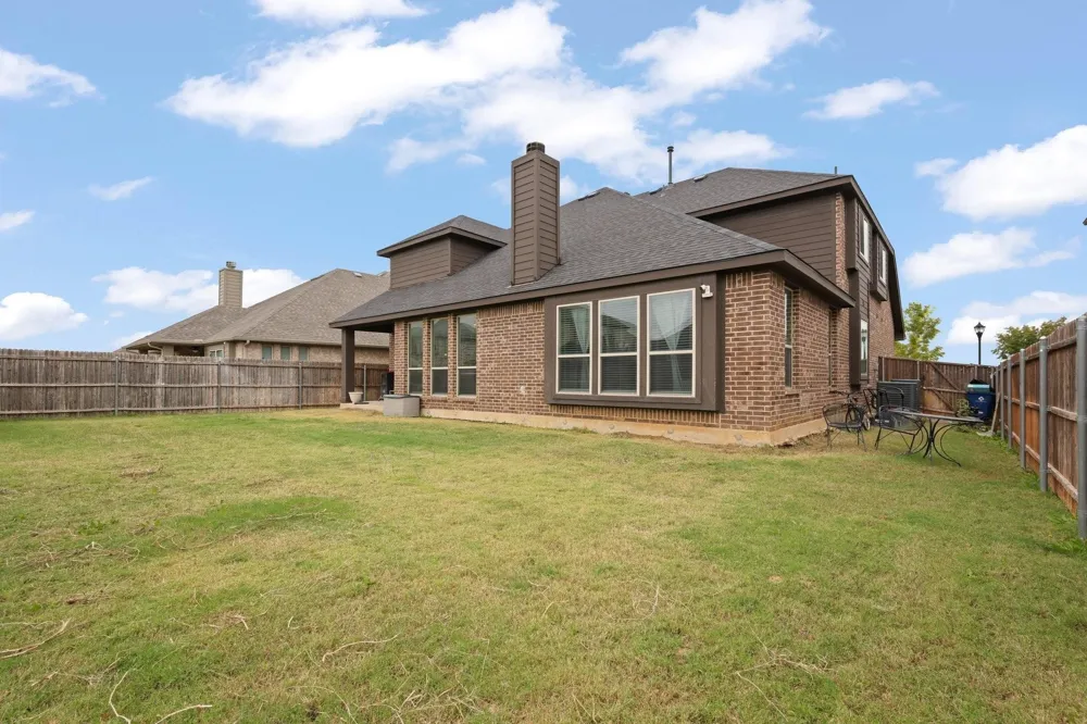 1112 Bear Oak Drive Burleson, TX 76028