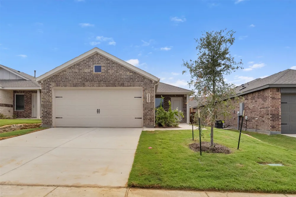 2549 Guineas Lane Aubrey, TX 76227