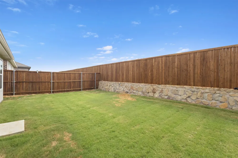 2549 Guineas Lane Aubrey, TX 76227