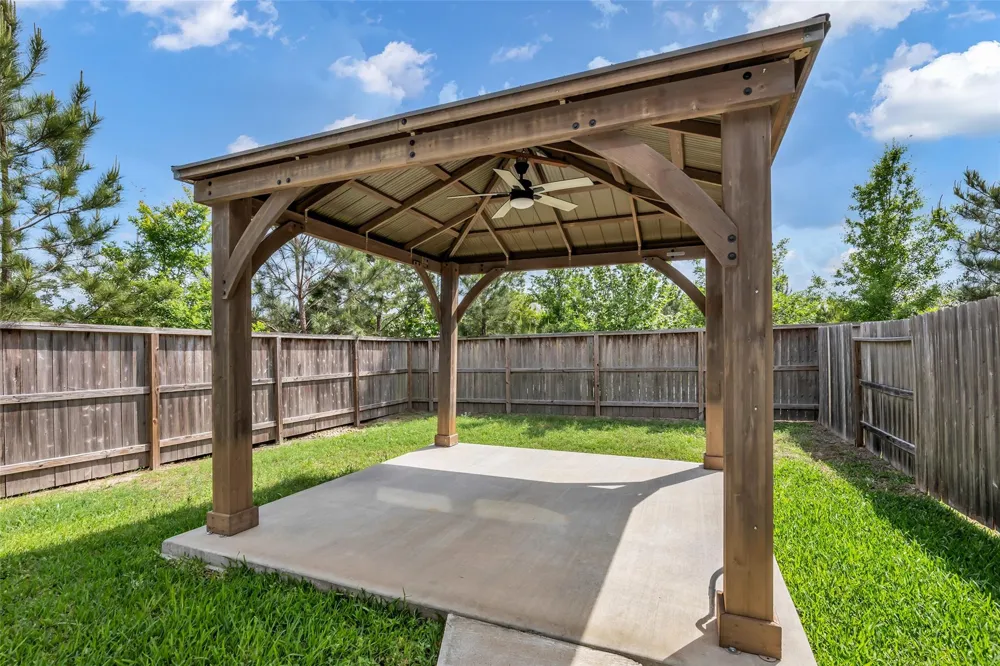 662 Aspen Falls Court Conroe, TX 77304