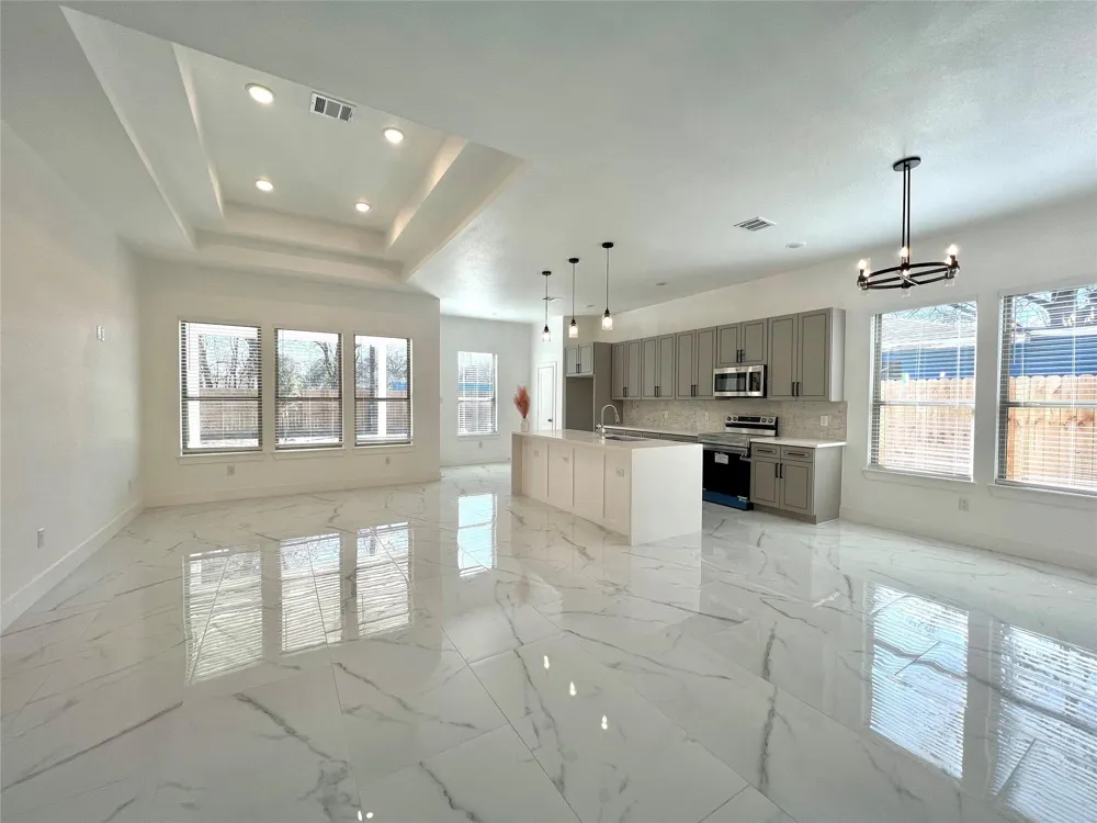 10127 Grover Ln Houston, TX 77041