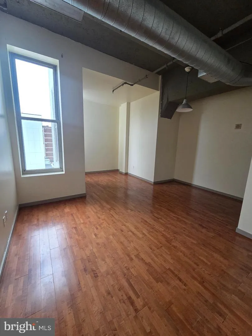 511 BROAD STREET #507 Philadelphia, PA 19123