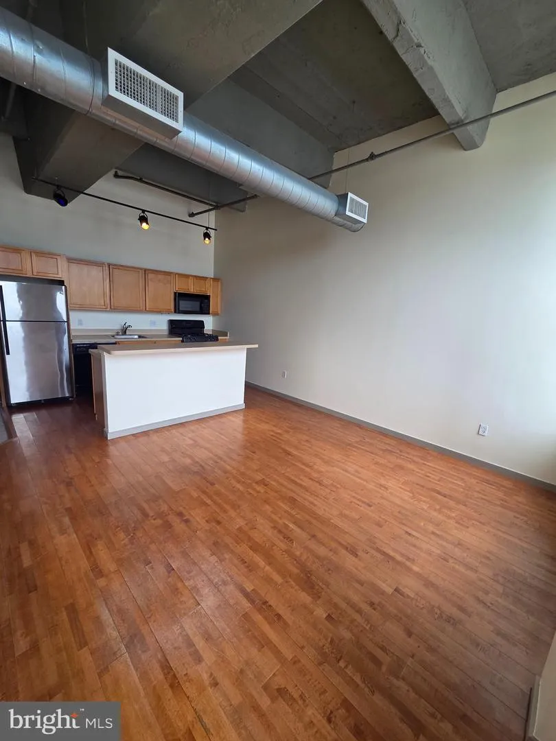511 BROAD STREET #507 Philadelphia, PA 19123