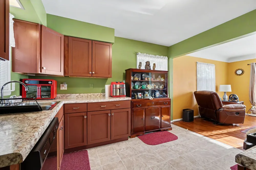 1207 Elkerton Avenue Kalamazoo, MI 49048