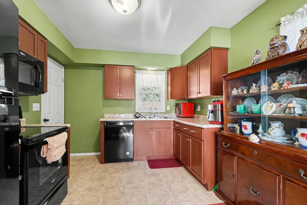 1207 Elkerton Avenue Kalamazoo, MI 49048