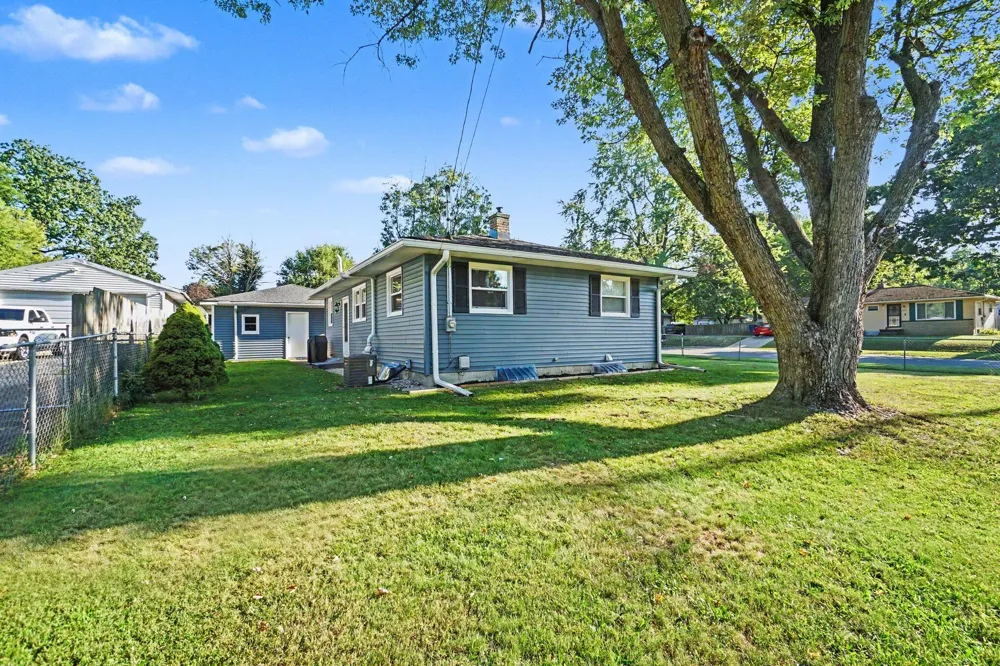 1207 Elkerton Avenue Kalamazoo, MI 49048