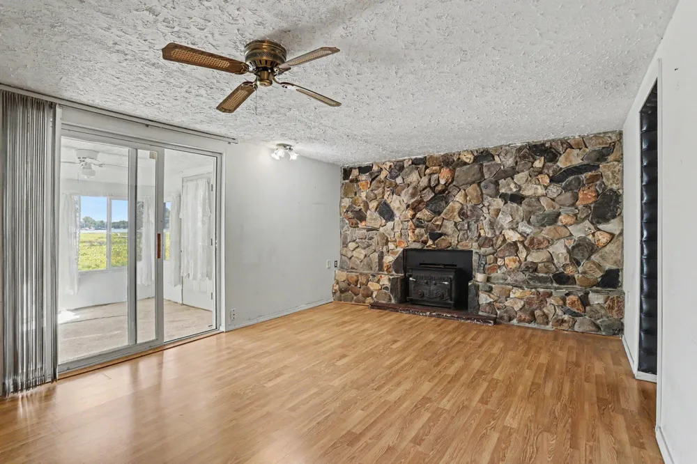 24156 Banker Street Sturgis, MI 49091